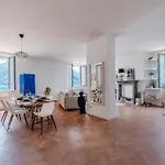 Apartment Silken Escape - Pool And View - By Myhomeincomo Nesso