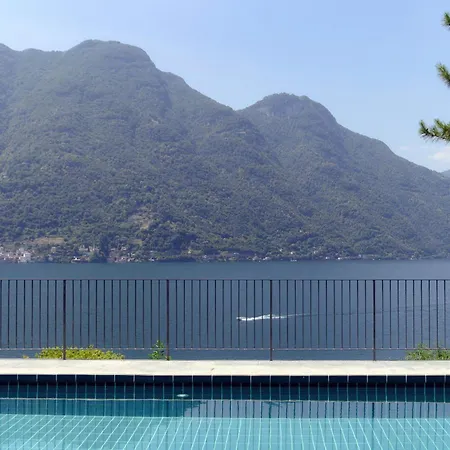 Silken Escape - Pool And View - By Myhomeincomo Apartment
